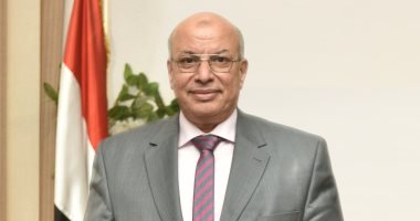 رئيس مياه القاهرة يعتذر لأهالي عين شمس لتأخر إصلاح الخط المكسور