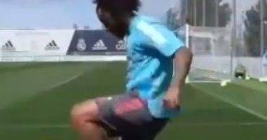 مارسيلو يحتفل بعيد ميلاده الـ33 بحركات مهارية خلال تدريبات ريال مدريد.. فيديو