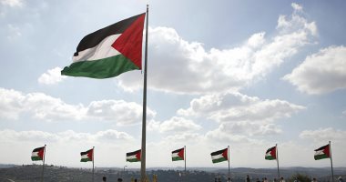 ذاكرة اليوم.. رفع علم فلسطين على مقر منظمة اليونسكو وميلاد ماجدة الرومى
