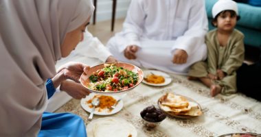 بعد صيام رمضان.. كيف تعود لعاداتك الغذائية السابقة تدريجيا؟
