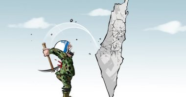 إصابات جنود الاحتلال ناتجة عن عدوانهم على الأراضى الفلسطينية فى كاريكاتير اليوم