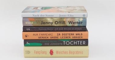ما موضوعات الروايات المرشحة للفوز بجائزة الأدب الدولية فى برلين؟ 