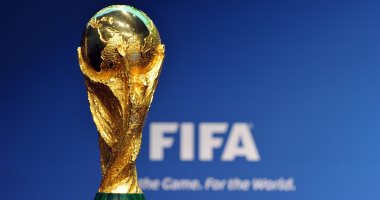 السعودية نيوز | 
                                            "فيفا" يمنع حكام مونديال 2022 من إدارة مباريات الدورى السعودى
                                        