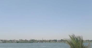 كأنك لم تشاهد نهر النيل من قبل.. هنا كان مرسى السفن النيلية بالمنيا.. لايف وصور