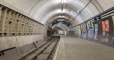 محطة سكة حديد بخارية مفقودة وملاجئ تحت الأرض.. أسرار لندن في كتاب مصور..ألبوم صور