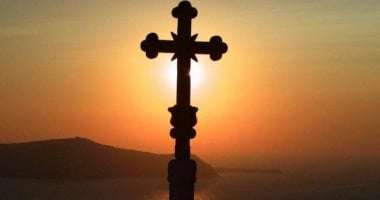 الكنيسة تحتفل بعيد ظهور الصليب المقدس 19 مارس 