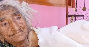 أكبر معمرة فى العالم عمرها 124 عاما تتلقى لقاح كورونا فى الهند