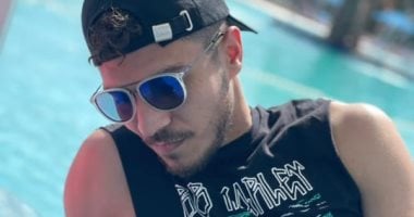 محمد شريف يستغل إجازة الأهلي في الاستجمام على شواطئ الغردقة
