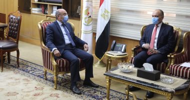 وزير العدل يستقبل سفير المملكة الأردنية الهاشمية في القاهرة.. صور