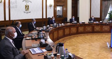 رئيس الوزراء يتابع موقف تنفيذ المشروعات الخدمية والتنموية بمحافظة الإسكندرية