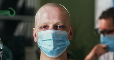 هل يمكن تأجيل علاج مرضى السرطان وسط تفشى فيروس كورونا؟