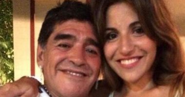 ابنة مارادونا الكبرى تعارض إقامة مزاد لبيع ممتلكات والدها