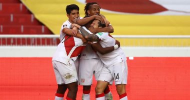 بيرو يحقق فوزه الأول فى تصفيات كأس العالم بثنائية فى الإكوادور.. فيديو
