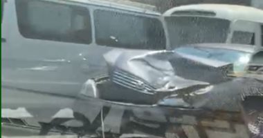 إصابة 4 أشخاص فى حادث تصادم سيارتين بجهينة سوهاج