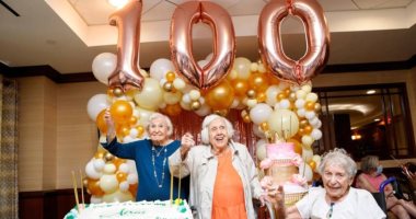 العمر طاقة مش رقم فى البطاقة .. 3 صديقات أمريكيات يحتفلن بعيد ميلادهم الـ100