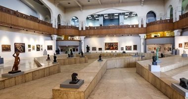 وكيلة متحف الفن الحديث تستعرض تاريخ المتحف ومقتنايته..  فيديو