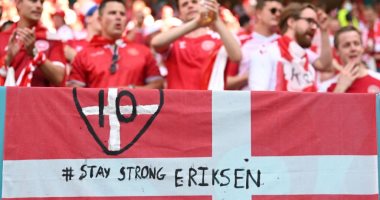 يورو 2020.. جماهير منتخب الدنمارك تدعم إريكسن خلال مواجهة بلجيكا "صور"