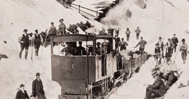 ولسة بيجرى ويعافر.. أقدم قطار فى أوروبا يعاند الزمن وعمره 150 عاماً.. صور