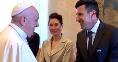 "شرف عظيم أكون مع قداستك".. لويس فيجو يعلق على صورة مع بابا الفاتيكان