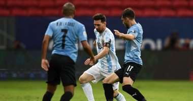 لويس سواريز بعد هزيمة أوروجواى أمام الأرجنتين: علينا تصحيح الأخطاء