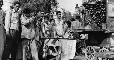 100 صورة عالمية.. "النشان" احتفالات المولد النبوى 1966