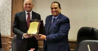 عمرو حسين رئيسًا للاتحادين العربي والأفريقي لكرة السرعة