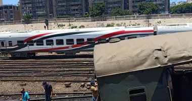 تحقيقات النيابة بحادث قطار الإسكندرية: ساق مساعد الجرار اصطدمت بمقبض السرعة