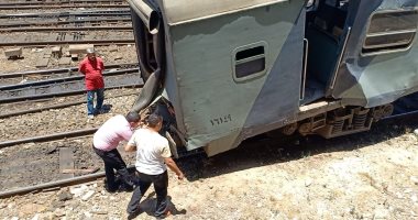 مصرع شخص صدمه قطار بقليوب.. والتحريات: اقتحم المزلقان بـ"عربة كارو"