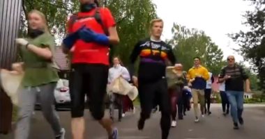 الرياضة للنظيف.. شاهد كيف حول مواطنون روس جمع القمامة من الشوارع للعبة رياضية