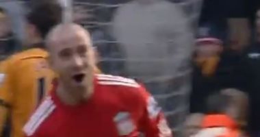 ليفربول يستعرض هدف راؤول ميريلس الخرافي بعد 10 سنوات.. فيديو