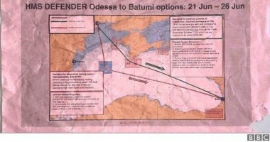 فتح التحقيق بعد العثور على وثائق سرية لوزارة الدفاع البريطانية فى موقف حافلات