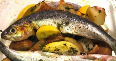 احذر الإكثار من تناول الأسماك المملحة في العيد يسبب الحساسية
