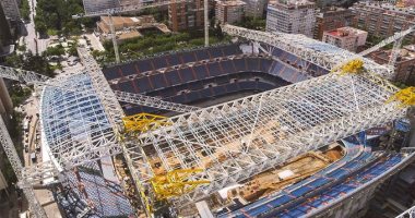 ريال مدريد يكشف عن أعمال التطوير فى ملعب سانتياجو برنابيو قبل افتتاحه.. فيديو