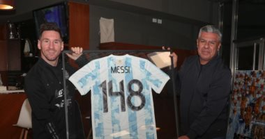 الاتحاد الأرجنتينى يكرم ميسى بمناسبة الأكثر ظهورا مع التانجو