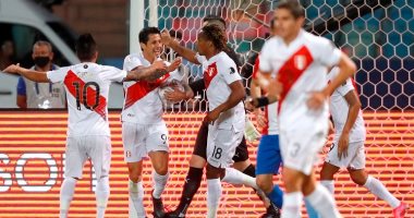 منتخب بيرو يتفوق على باراجواى 2  - 1 فى شوط أول مثير بـ كوبا أمريكا.. فيديو