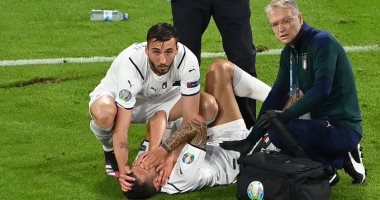 يورو 2020.. نجوم إيطاليا يغنون دعما لـ سبينازولا بعد إصابته الخطيرة "فيديو"  