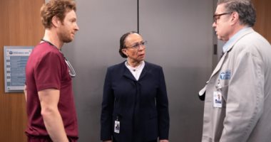 تجديد عقود 4 أبطال من سلسلة Chicago Med بعد الموسم السادس