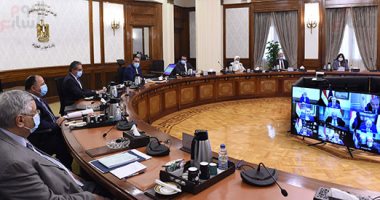 رئيس الوزراء يترأس اجتماع اللجنة العليا لإدارة أزمة فيروس كورونا 