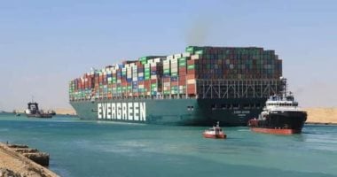 قناة السويس تنهى إجراءات مغادرة السفينة "إيفر جيفن" الأربعاء إلى روتردام