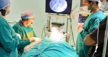 مستشفى "طب أسنان المنيا" تجرى 3 عمليات تدخل بالمنظار الجراحى لإصلاح مفصل الفك