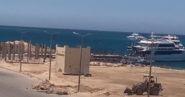 تطوير أكبر شواطئ الغردقة لاستقبال السياح والزائرين.. فيديو وصور