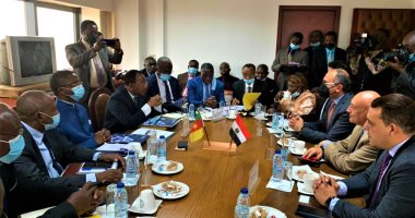 وزيرة التجارة تتوجه إلى داكار للمشاركة فى منتدى الأعمال المصرى السنغالى  