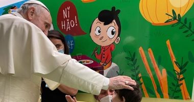 الفاتيكان ينشر صورا للبابا فرنسيس من المستشفى ويؤكد: سيغادر فى أقرب وقت
