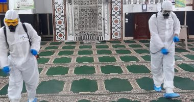 بدء حملات تعقيم المساجد في المحافظات استعدادا لصلاة عيد الأضحي.. صور