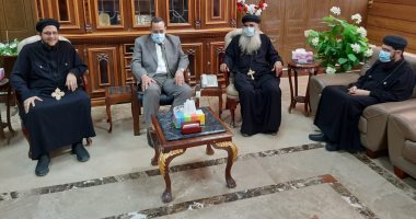 وفد من الكنيسة يقدم التهنئة لمحافظ شمال سيناء بعيد الأضحى