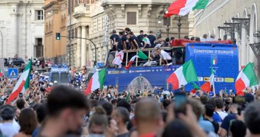 احتفالات إيطاليا بلقب يورو 2020 تتسبب فى ارتفاع عدد الإصابات بكورونا