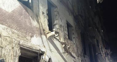 سقوط أجزاء من عقار وسط الإسكندرية دون حدوث إصابات أو خسائر فى الأرواح