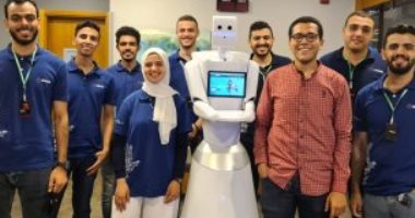 حكاية أول طبيب "روبوت" مصنوع بأيادٍ مصرية.. فيديوجراف
