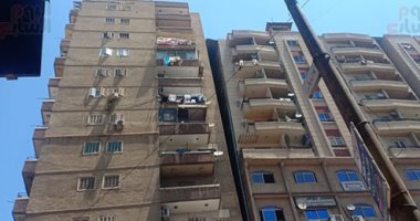 ميل جديد فى عقار بالإسكندرية بعد ساعات من كارثة عقار الـ13 طابقا.. فيديو