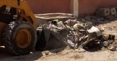 تنفيذ حملة نظافة للتخلص من المخلفات فى مدينة الحسنة بوسط سيناء